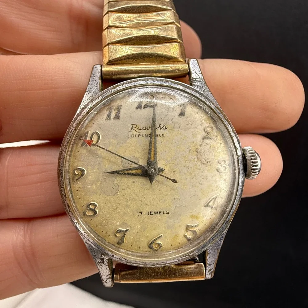 Rudolph's Dependable Watch 17 Jewels Manual Mens 6.25in NON WORKING